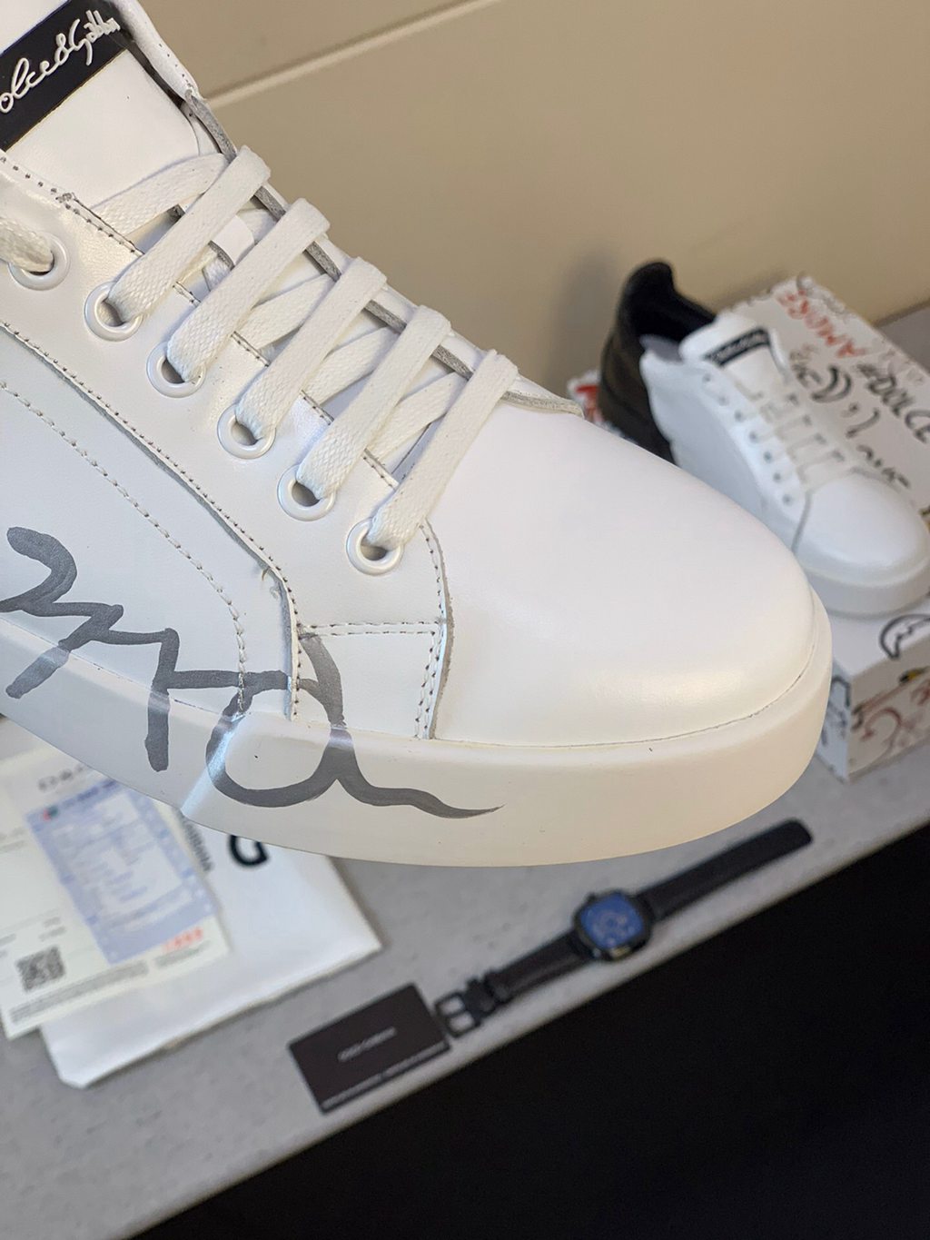 D*G sneaker